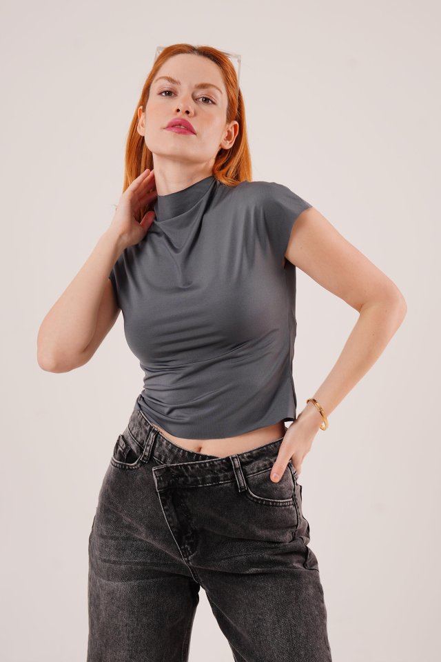 Boğazlı Parlak Kumaş Bordo Crop
