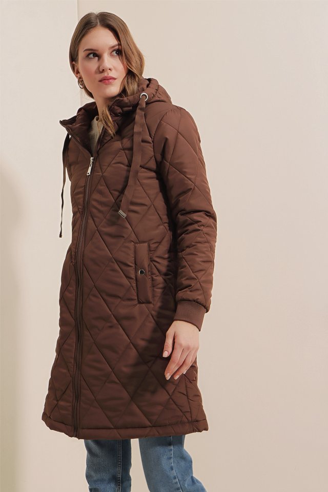 5138 Kapitone Uzun Şişme Mont - Bordo